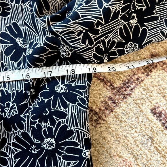 BANANA REPUBLIC Fashion Bell Sleeve Blazer Size 8 Preppy Business Casual Office - Picture 11 of 13